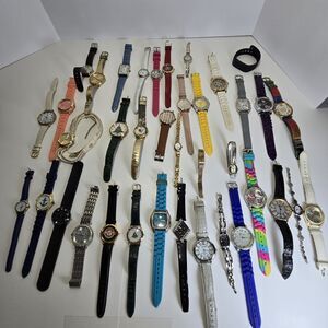 Wholesale Watch Lot of 43 Vintage & Modern - Timex Fossil Elgin Parts Repair